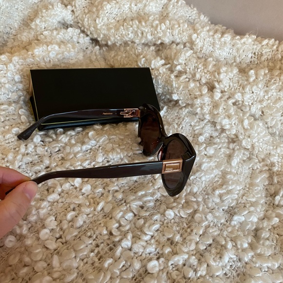 Fendi sunglasses - Picture 13 of 13